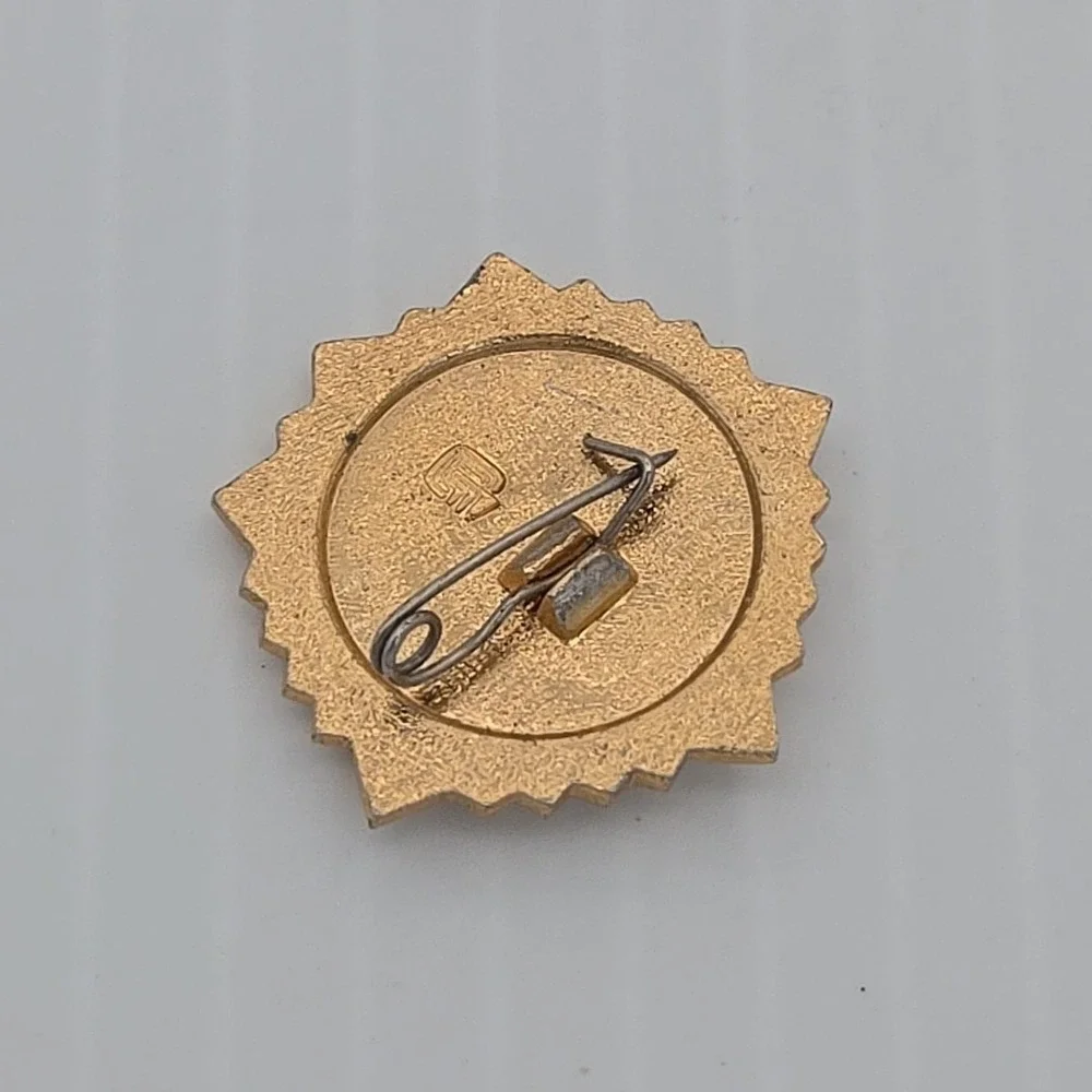 Soviet Original Vintage Pinback‎ Ready for Labor and Defense of USSR Brooch